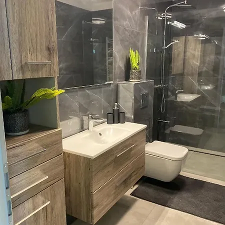 Ezerjo Apartman