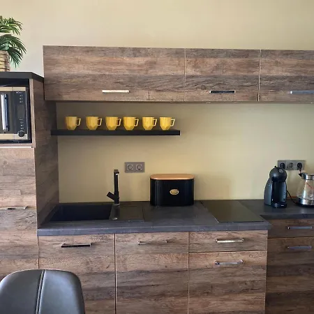 Appartamento Ezerjo Apartman *