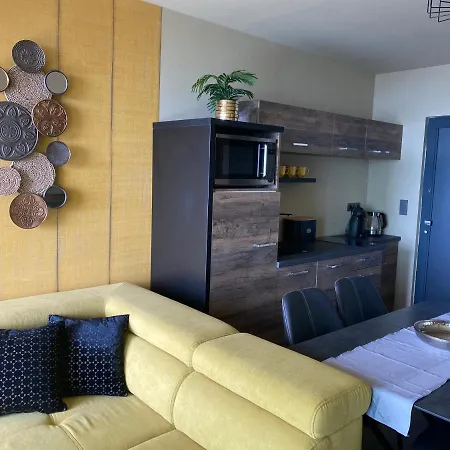 Ezerjo Apartman Appartamento